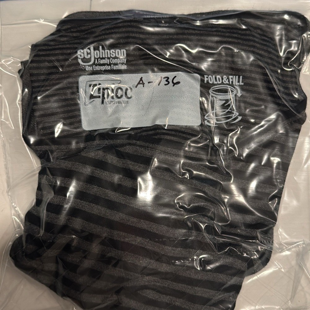 Lafayette 148 Scoop Neck BLACK/DARK GRAY Striped Modern Luxury T-shirt Small EUC - Picture 8 of 8